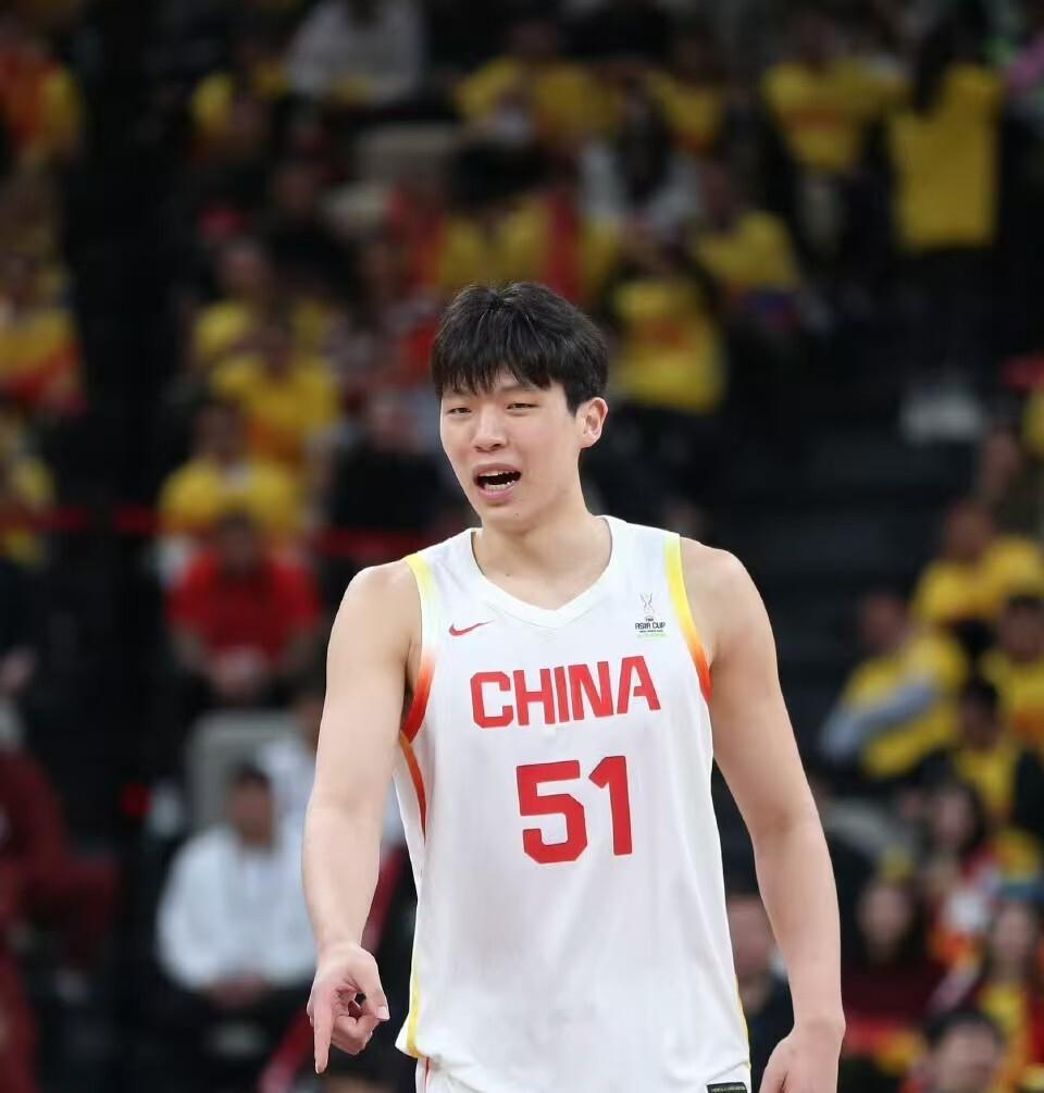 关于首发+首分！杨瀚森首秀从容不迫用助攻惊艳全场的信息