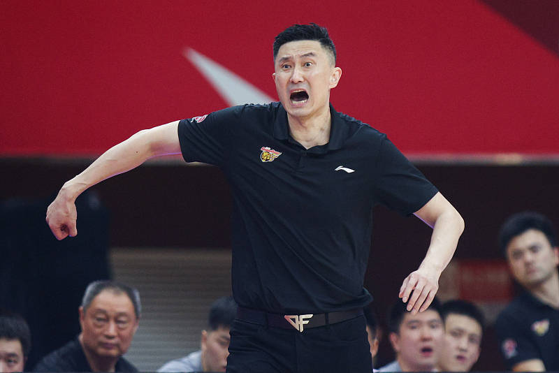 辽宁队迎战南京，全力以赴争胜